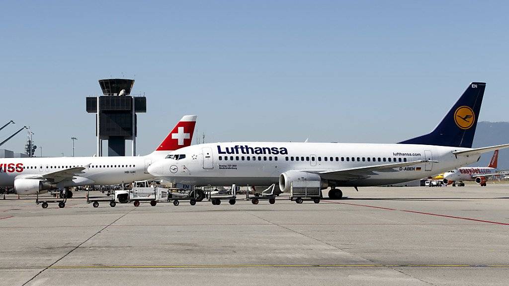 Der Swiss-Mutterkonzern Lufthansa litt zum Jahresauftakt unter hohen Treibstoffkosten, Überkapazitäten und Preisdruck. (Archiv)