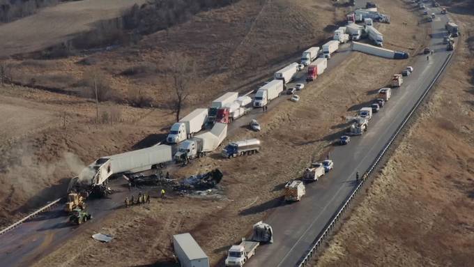 USA: Massenkarambolage mit über 40 Fahrzeugen