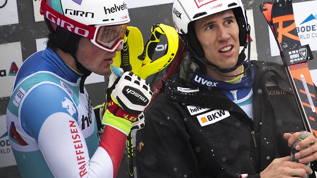 Gebanntes Warten bei den Schweizer Slalom-Cracks Daniel Yule (links) und Ramon Zenhäusern im Januar 2019 in Adelboden