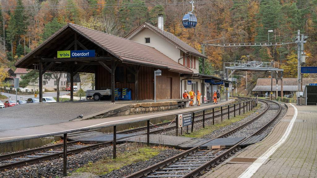 Bald fahren auf der Strecke von Solothurn nach Oberdorf Ersatzbusse