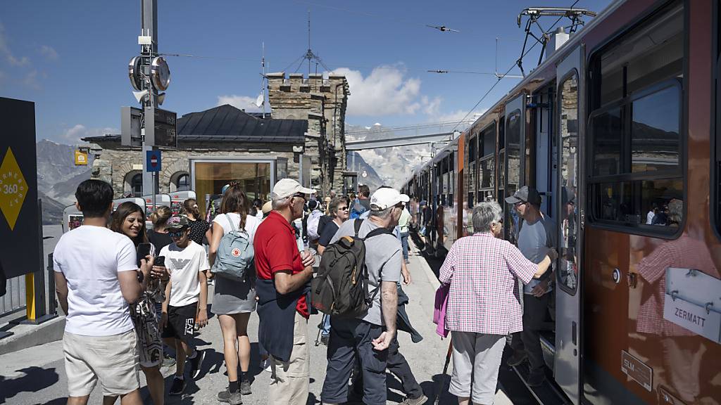 Die Schweizer Tourismusbetriebe erwarten einen sehr guten Sommer. (Symbolbild)