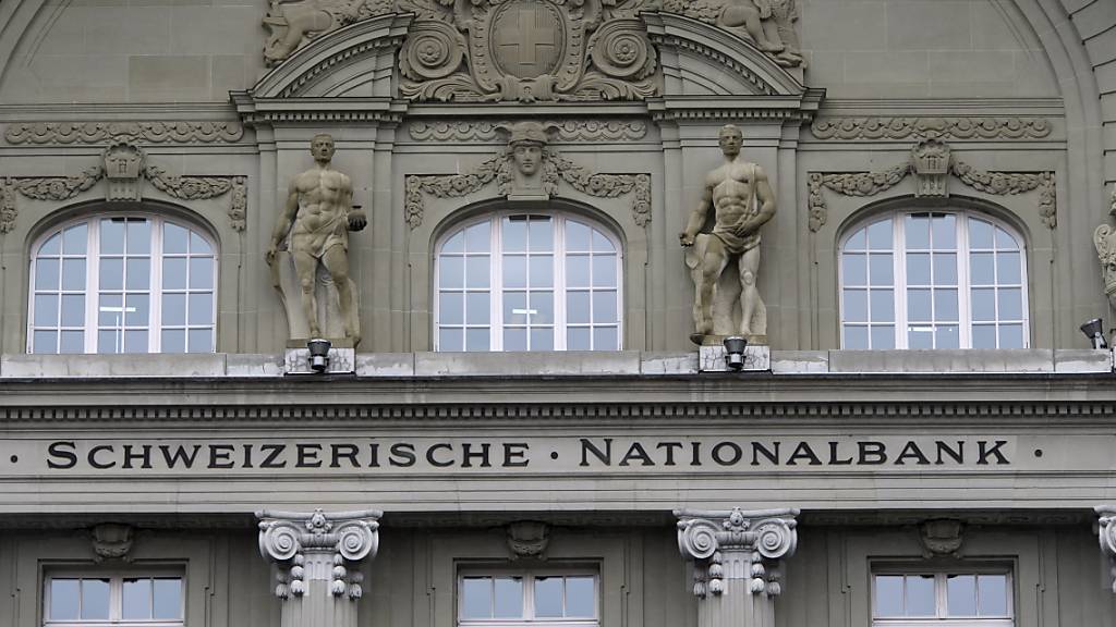 Die Schweizerische Nationalbank (SNB) hat eine weitere Phase des Projekts «Helvetia» abgeschlossen. Die zweite Testphase mit digitalem Zentralbankgeld sollte klären, ob ein solches System mit den bestehenden Kernbankensystemen der Finanzinstitute vereinbar ist. (Archivbild)