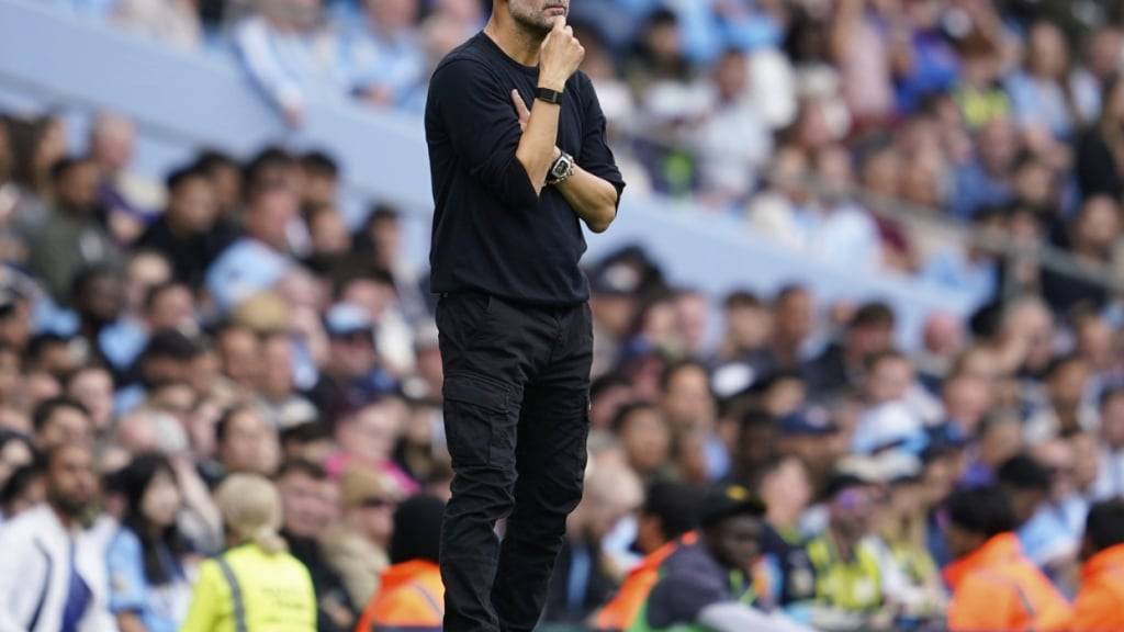 Pep Guardiola, Trainer von Manchester City, sieht, wie sein Team gegen Tottenham verliert