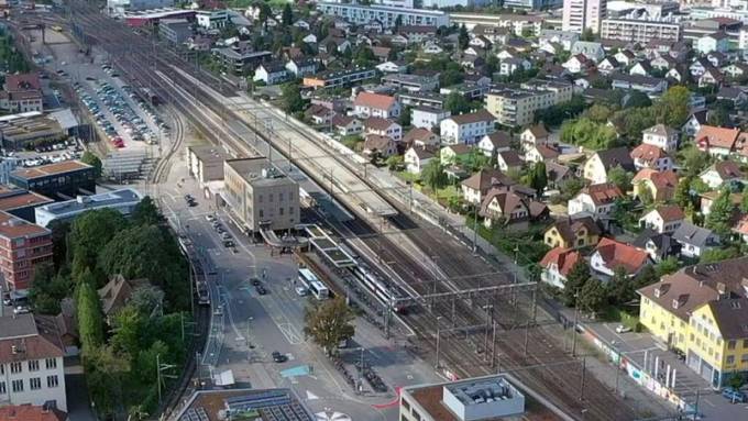Bahnhof Lenzburg gesperrt: Zugausfälle und Zugumleitungen am Wochenende