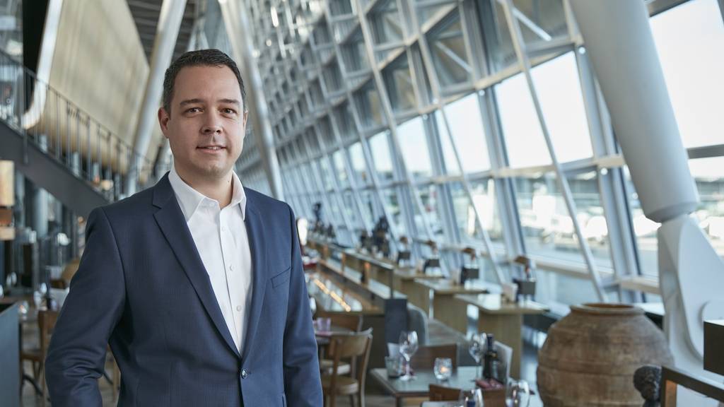 Flughafen Zürich befördert Finanzchef Lukas Brosi zum CEO
