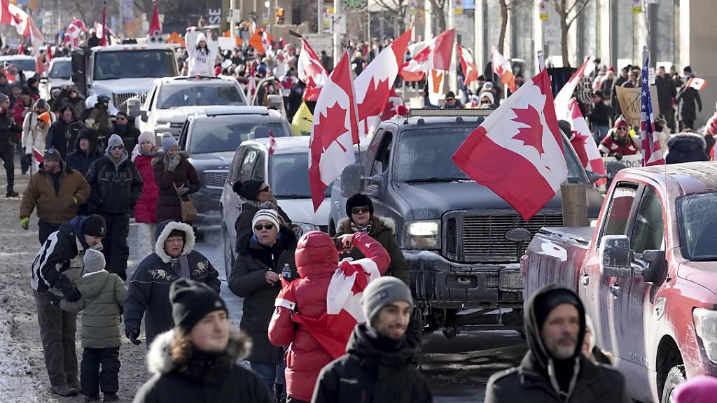 Eine Demonstration gegen die Corona-Massnahmen in Toronto.
