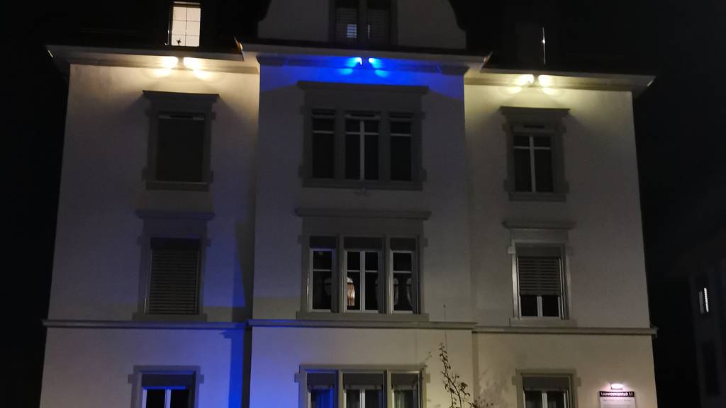 Der Aargau leuchtet heute aus Solidarität in Friedensfarben