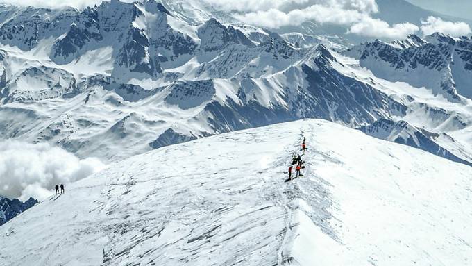 Bürgermeister will von Mont-Blanc-Besteigern 15'000 Euro Kaution