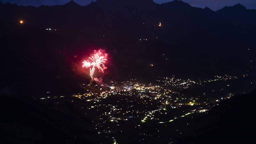 Feuerwerk gab es zur Begrüssung des Jahres 2021 in der Nacht auf Freitag nur vereinzelt. (Symbolbild)