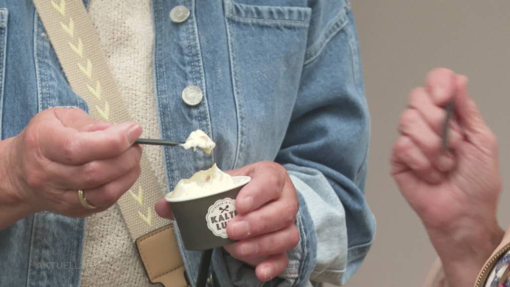 Aus Aprilscherz: Schon bald kann man in der Region Glace mit Fichtengeschmack kaufen
