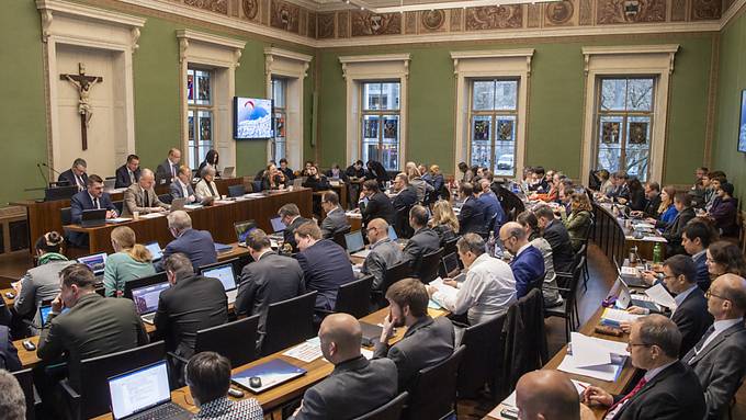 Zuger Kantonsparlament lehnt Stellvertreterregelung ab