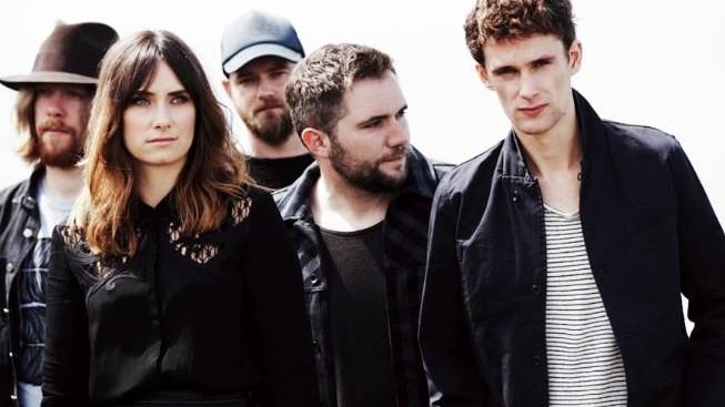www.walkingoncars.com