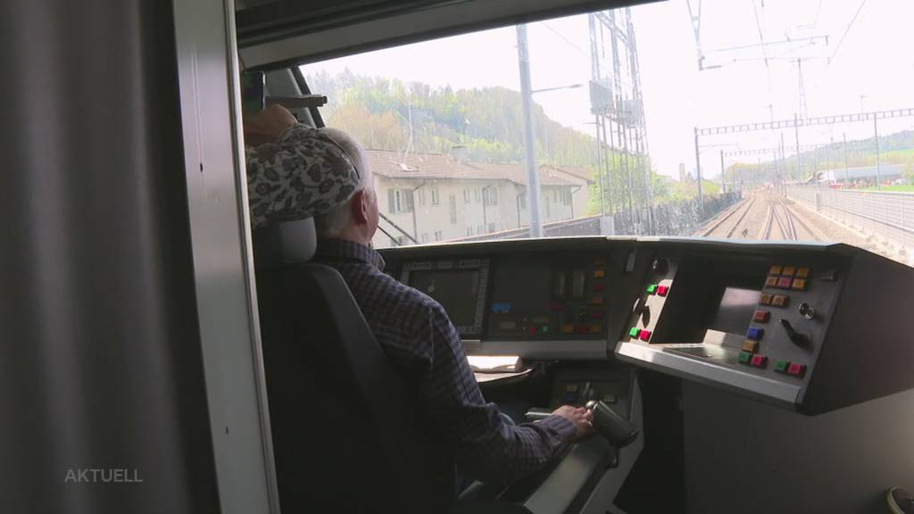 Emotionale Abschiedsfahrt: Dulliker Lokführer geht nach 42 Jahren in Pension