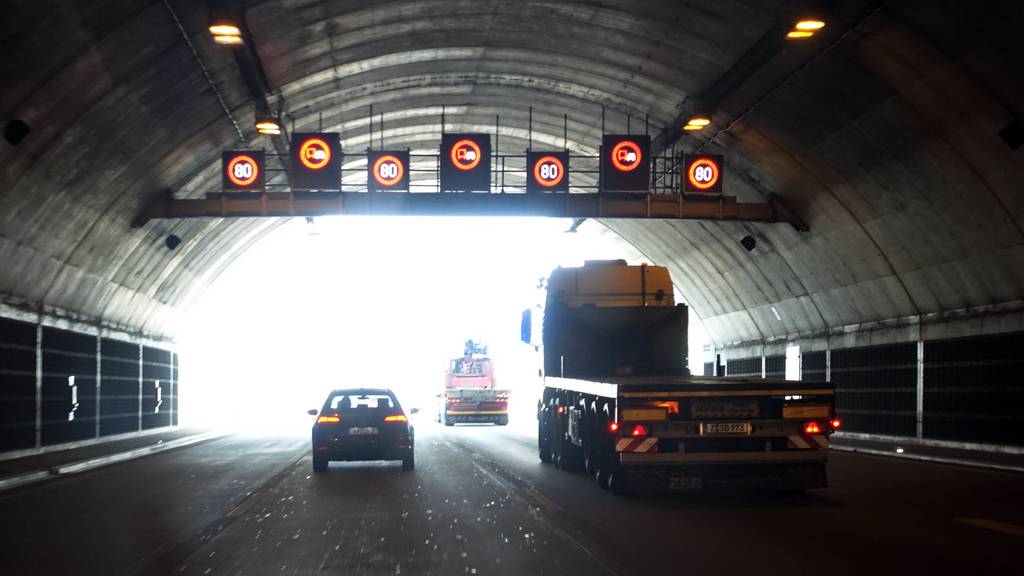 Statt 80 gilt nun 60 Stundenkilometer in den beiden Tunnel.