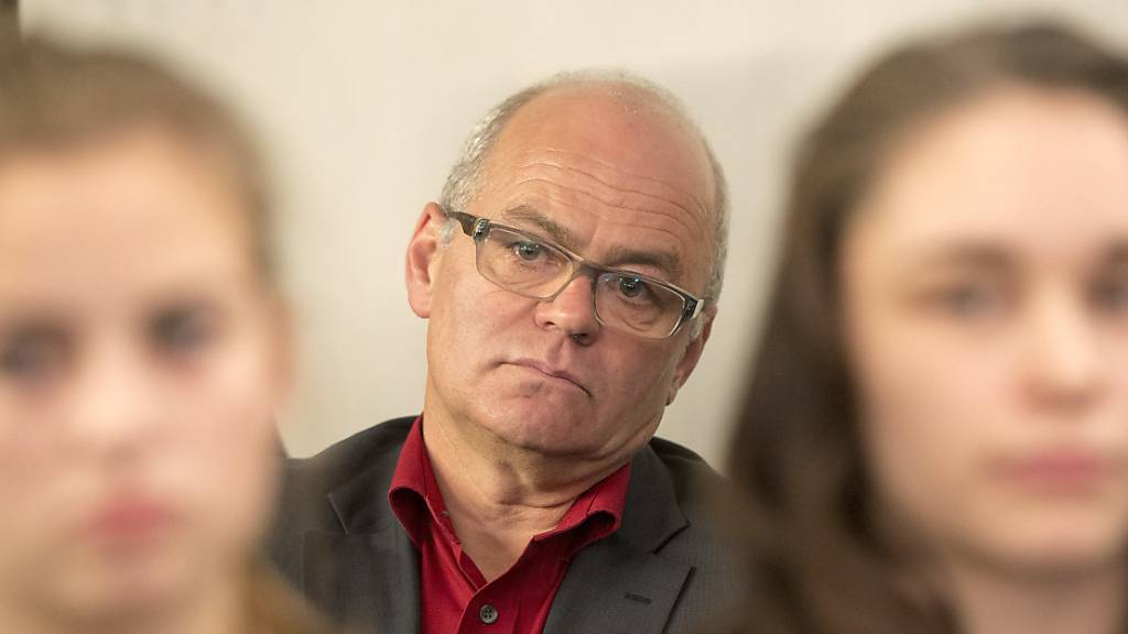 Der frühere Schwyzer SP Nationalrat Andy Tschümperlin bei seiner Abwahl 2015. Er kehrt nun in die Politik zurück. (Archivbild)