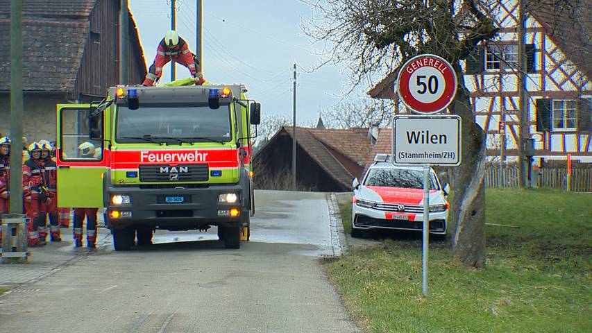 Holz vor Ofen in Brand geraten: Seniorin in Wilen bei Neunforn mittelschwer verletzt