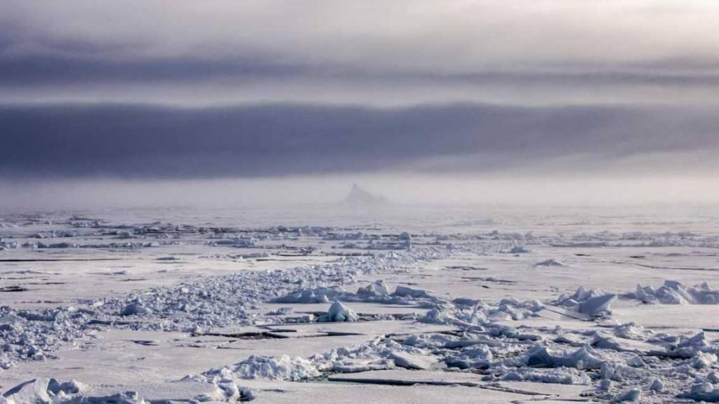 Iodsäure treibt die Bildung von Wolken über dem Nordpol an.