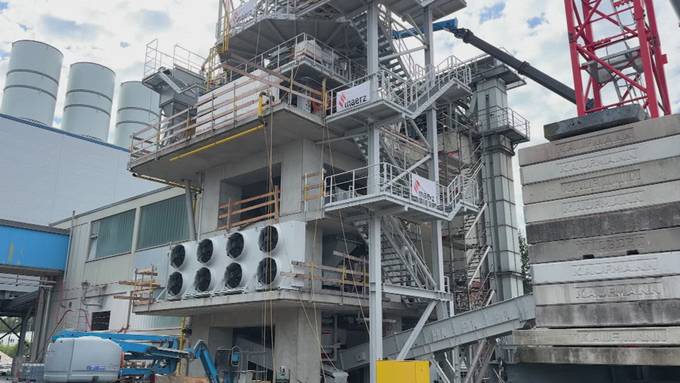 Der neue Kalkofen steht: Frauenfelder Zuckerfabrik zurück im Geschäft