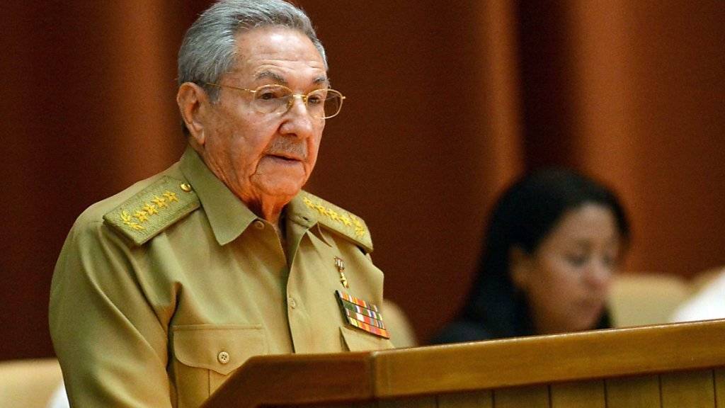 Die kubanische Wirtschaft leidet unter den Problemen in Venezuela, Staatschef Raul Castro ruft deshalb vor der Nationalversammlung zur Sparsamkeit auf.