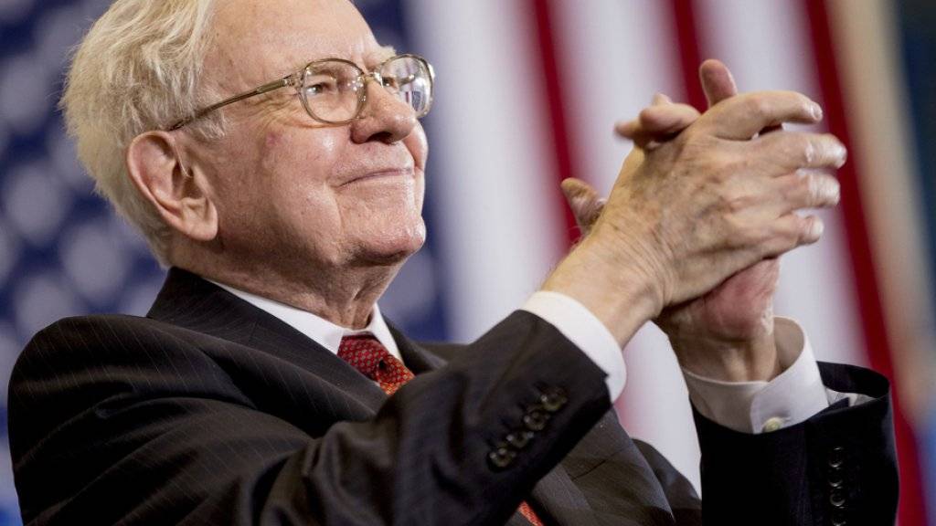 Hatte im Wahlkampf Hillary Clinton unterstützt: Starinvestor und Berkshire-Hathaway-Chef Warren Buffett. (Archiv)