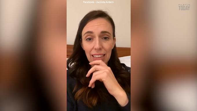 Tochter von Premierministerin crasht Live-Video