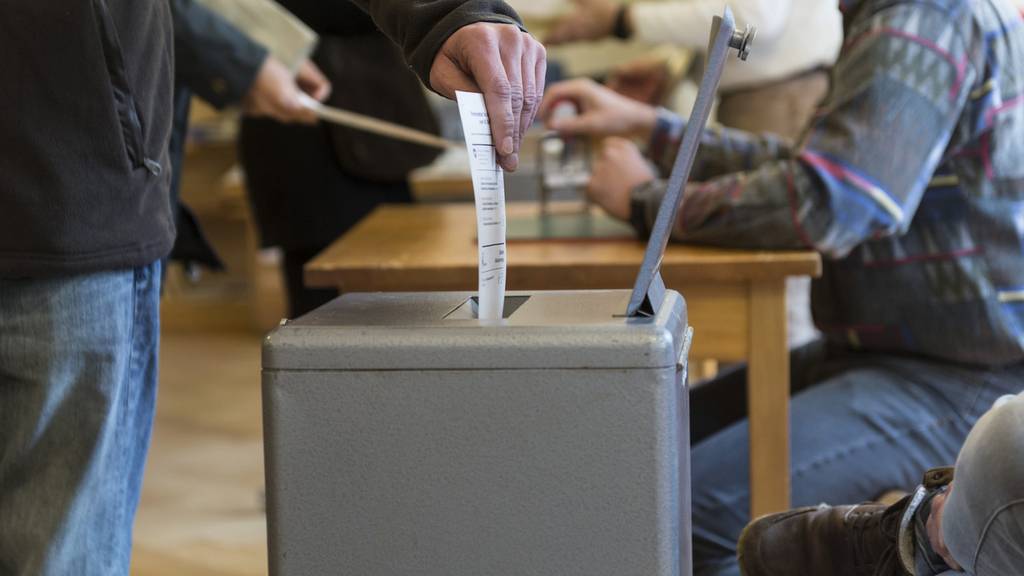 Abstimmungen Aargau Mai Urne