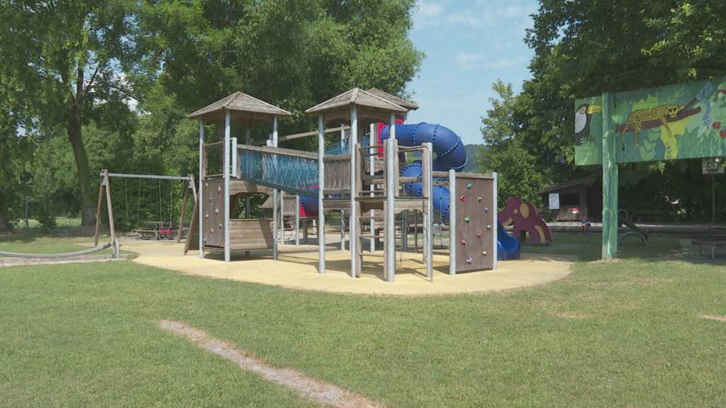 Parkplatz-Puff: Beim Spielplatz «Oberfahr» in der Au gibt es Ärger