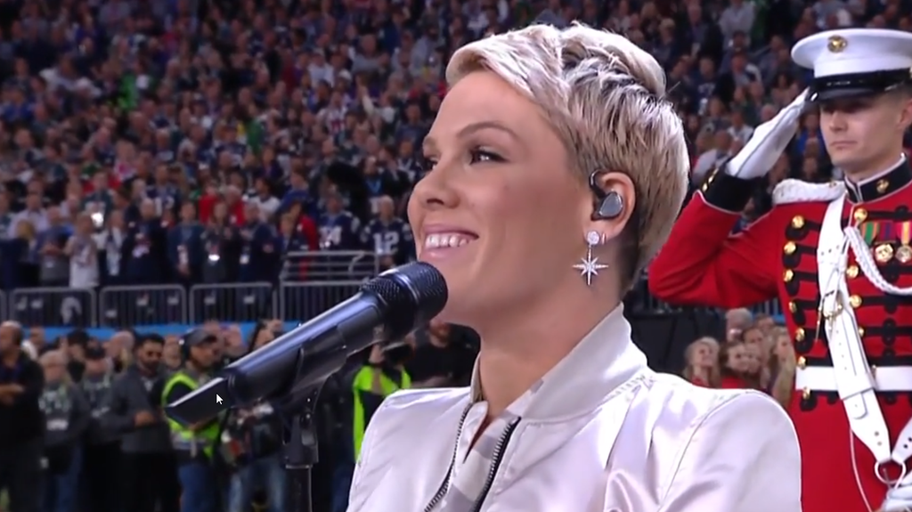 Pink am Super Bowl