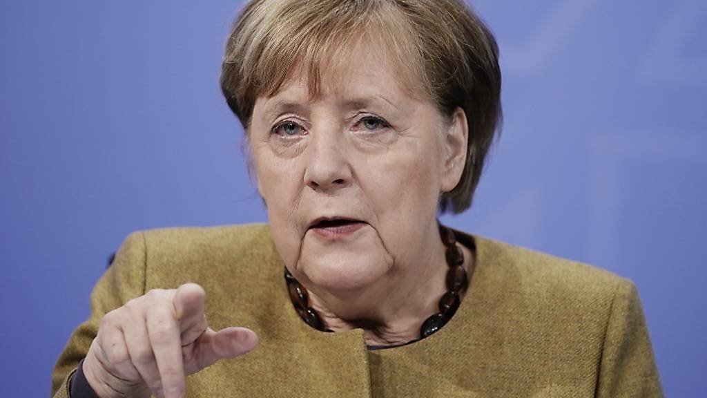 dpatopbilder - Bundeskanzlerin Angela Merkel (CDU) nimmt an der Pressekonferenz nach den Beratungen von Bund und Ländern über weitere Corona-Maßnahmen teil. Foto: Michael Kappeler/dpa-pool/dpa