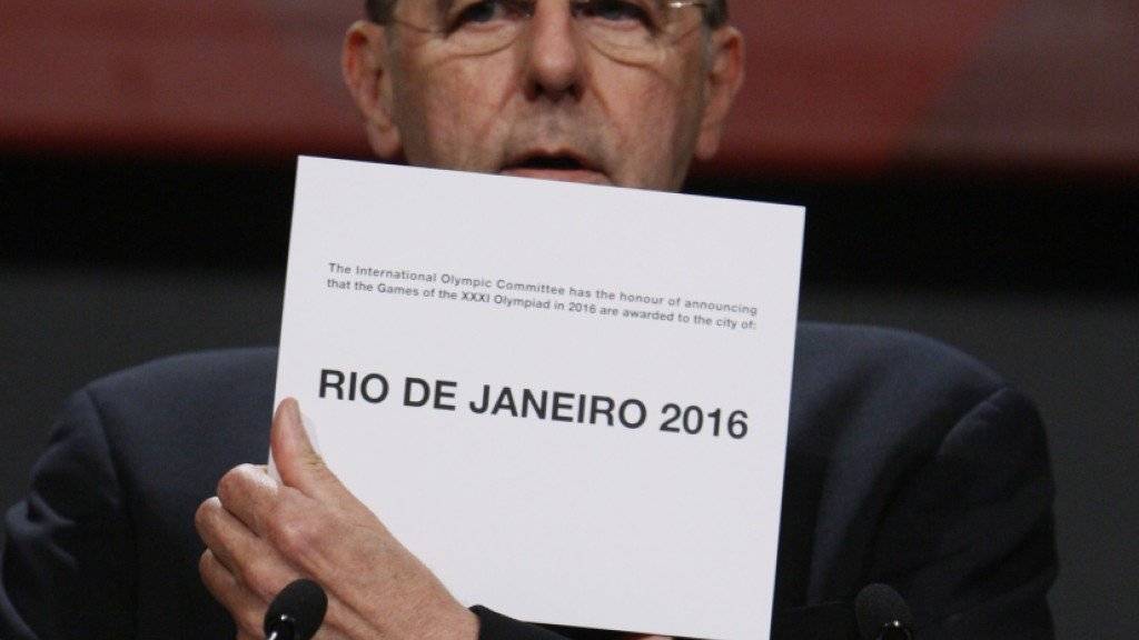 Der ehemalige IOC-Präsident Jacques Rogge 2009 bei der Bekanntgabe der Gastgeberstadt der Sommerspiele 2016