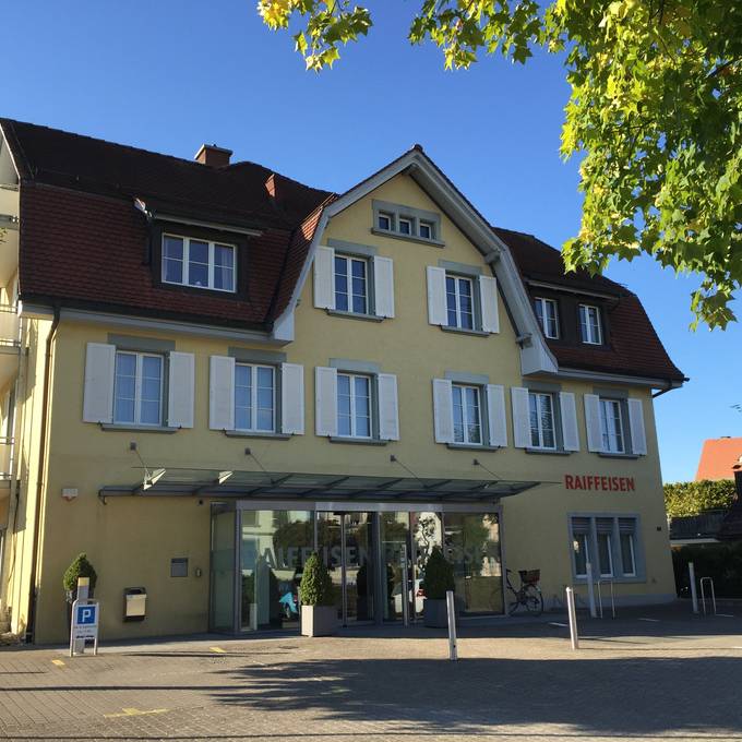Raiffeisenbank in Steinach überfallen