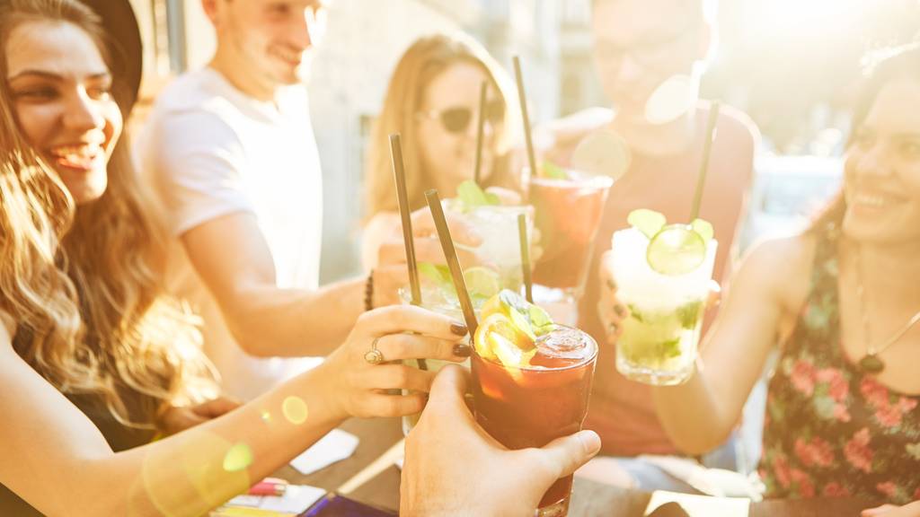 Der Sommer hält ein paar neue Cocktail-Trends parat.