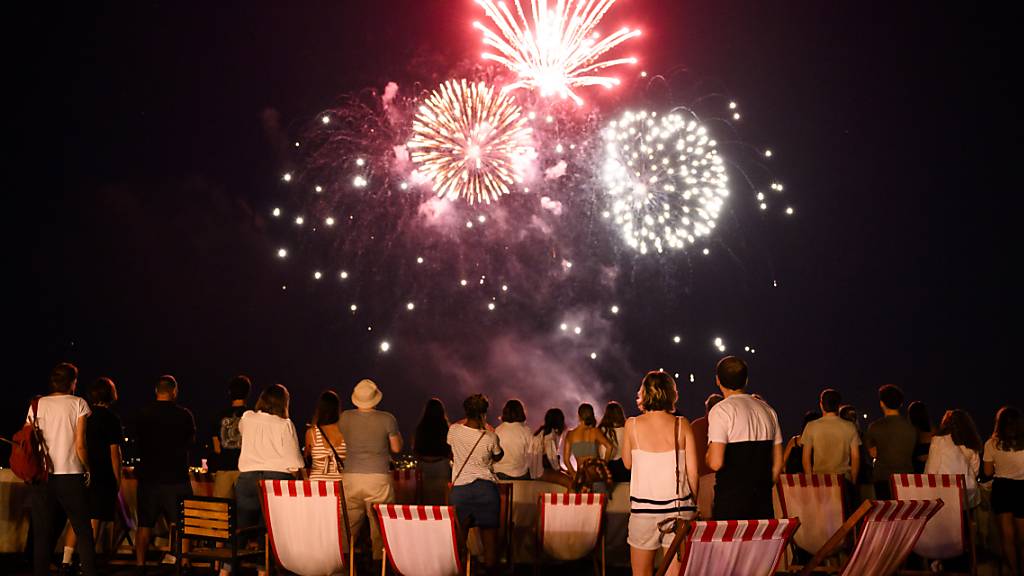 Soll es in Zukunft nur noch an überregionalen Anlässen geben: Lautes Feuerwerk. (Archivbild)