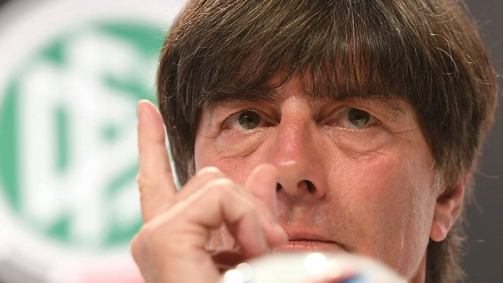 Muss für den Halbfinal gegen Frankreich für das defensive Mittelfeld eine Lösung präsentieren: Deutschlands Trainer Joachim Löw
