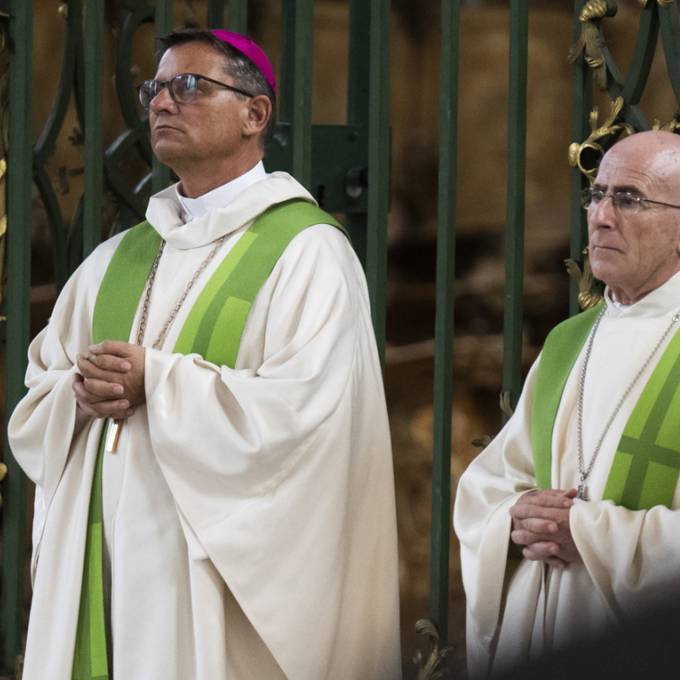 Bischof Felix Gmür gesteht Fehler bei der Missbrauchsaufklärung ein