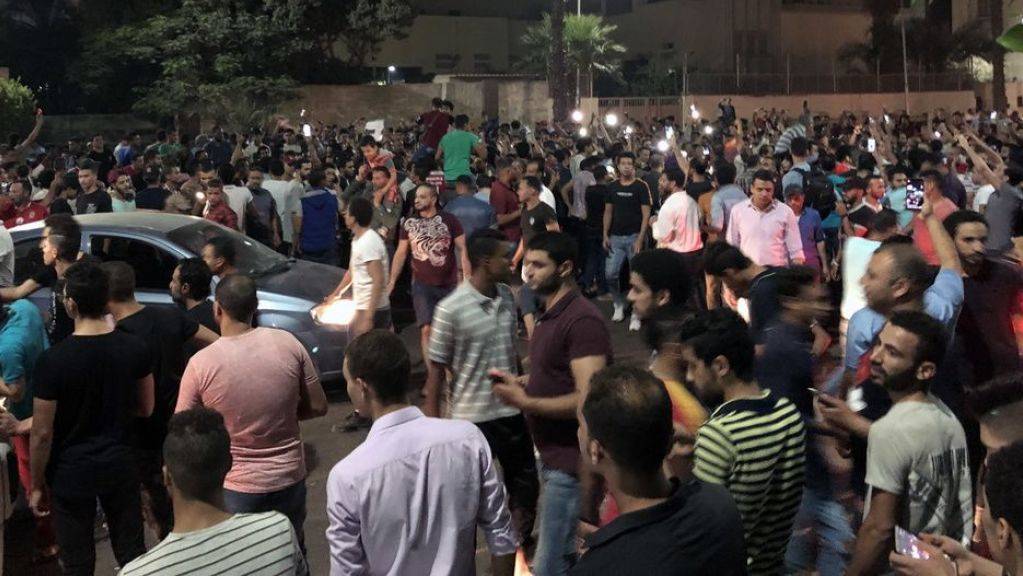 Einer der seltenen Proteste gegen das Regime in Downtown Kairo.