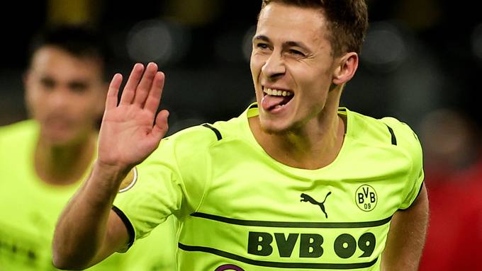 Dortmund dank Thorgan Hazard weiter