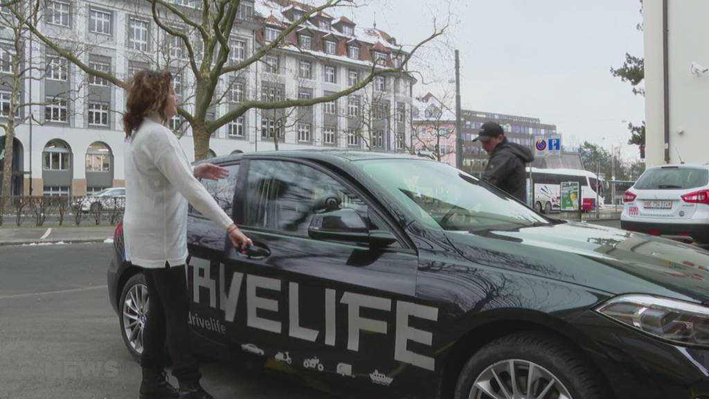 Autofahren auf Glatteis und Schnee