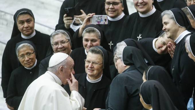 Papst ruft Nonnen zum Kampf gegen ungerechte Behandlung auf