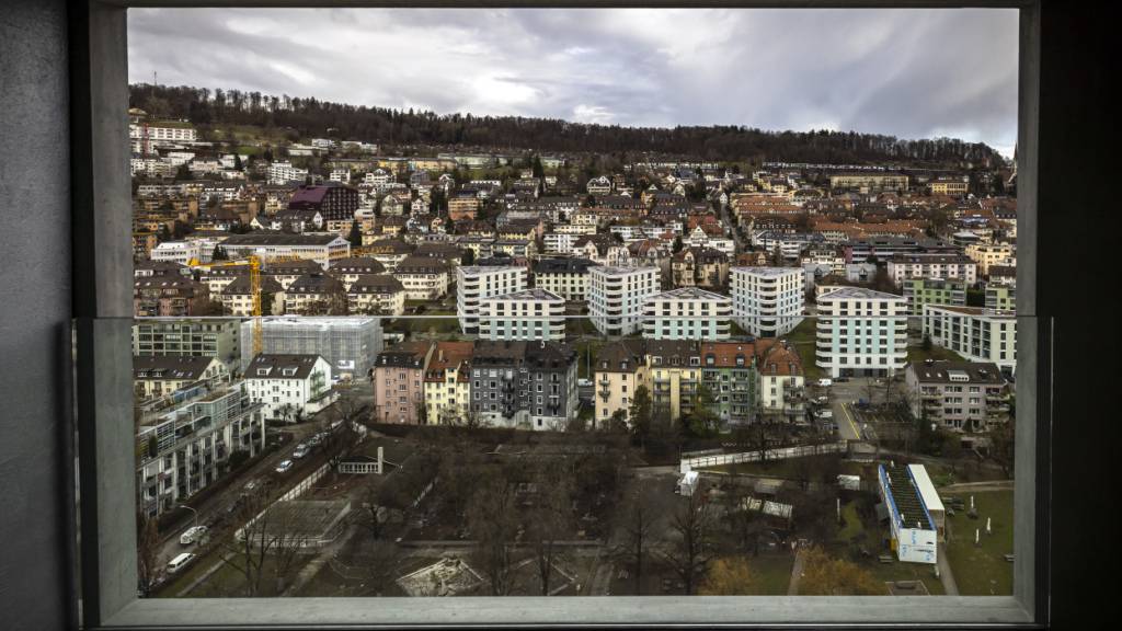 Der Ausblick auf Zürich-Wipkingen aus einer Wohnung der Wohnsiedlung Tramdepot Hard. (Archivbild)