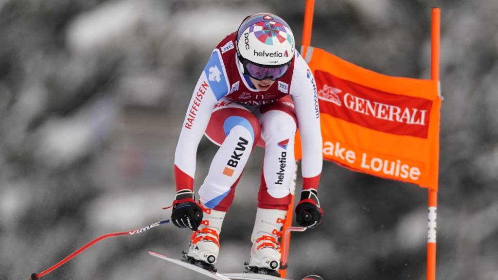 Michelle Gisin unterwegs auf der Abfahrtsstrecke in Lake Louise - das wird es in der kommenden Weltcup-Saison nicht geben