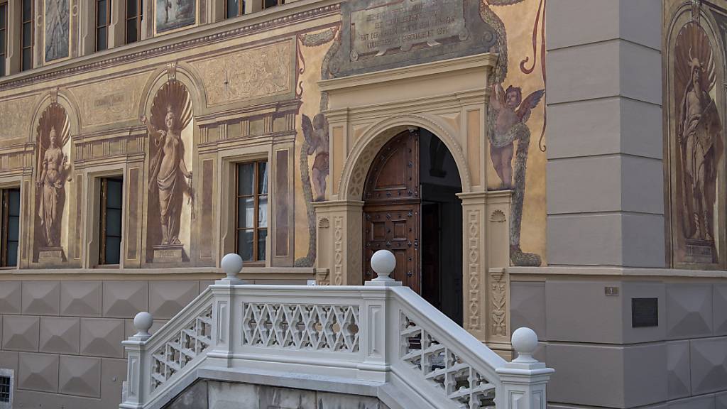 Der Schwyzer Regierungsrat empfiehlt ein Postulat zur Erstellung eines Berichts über die Lehren aus der Schliessung des Alterspflegeheim St. Anna in Steinerberg zur Ablehnung.