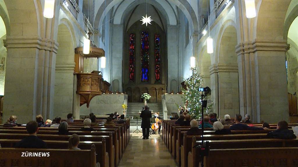 Gottesdienst-Marathon im Grossmünster wegen Besucherlimit