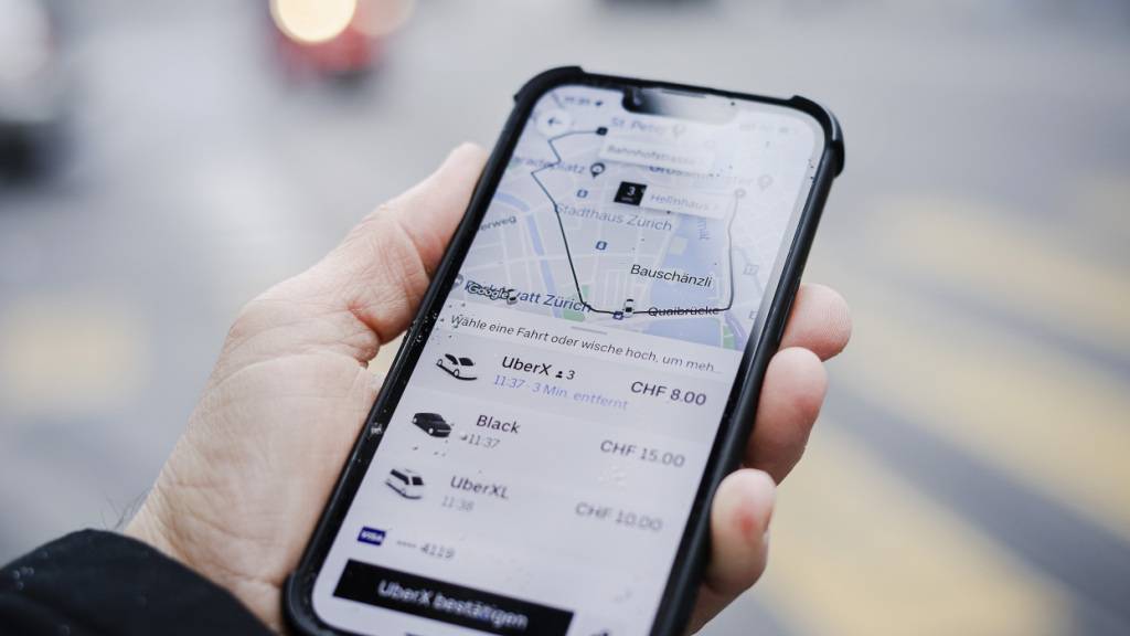 Die meisten Uber-Fahrten konzentrieren sich auf die grossen Schweizer Städte. Hotspots sind dem Fahrdienst zufolge die Flughäfen Zürich und Genf sowie der Bahnhof Basel SBB. (Symbolbild)
