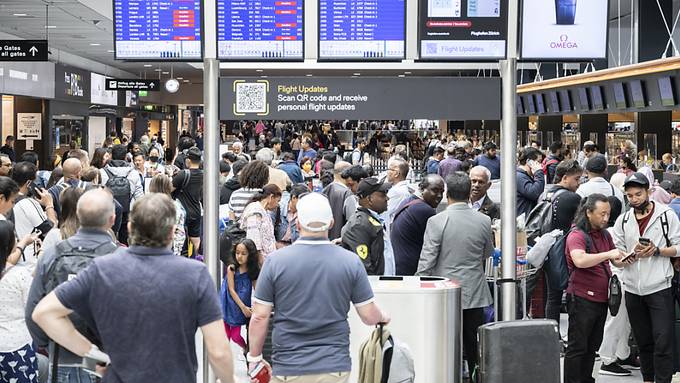 Chaos am Flughafen trübt europaweit die Ferienvorfreude