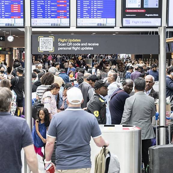 Chaos am Flughafen trübt europaweit die Ferienvorfreude