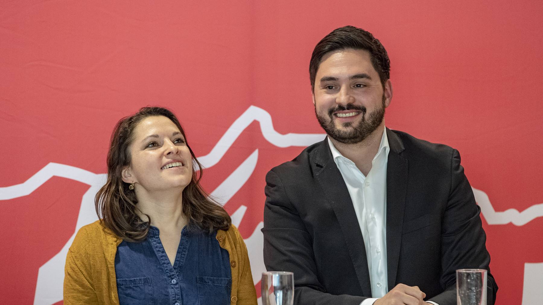 Mattea Meyer (l.) und Cédric Wermuth wollen die Schweizer Sozialdemokratie führen..