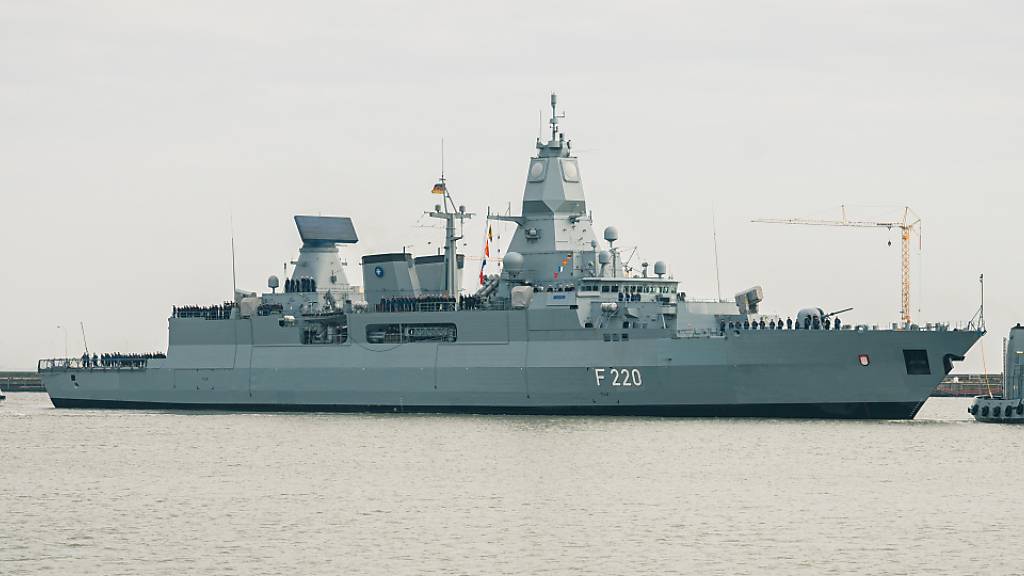 Die Fregatte «Hamburg» kehrt nach dem Einsatz im Mittelmeer wieder in den Heimathafen zum Marinestützpunkt Wilhelmshaven zurück.
