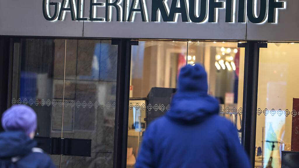 Deutschlands letzter grosser Warenhauskonzern Galeria Karstadt Kaufhof beantragt erneut ein Insolvenzverfahren. Es ist das dritte innerhalb weniger Jahre. (Archivbild)