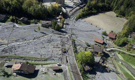 Nach dem Hochwasser in der Schweiz beginnen die ...